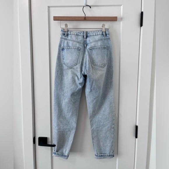 Dynamite Claudia Mom Jeans Size 23/000 - Picture 2 of 3